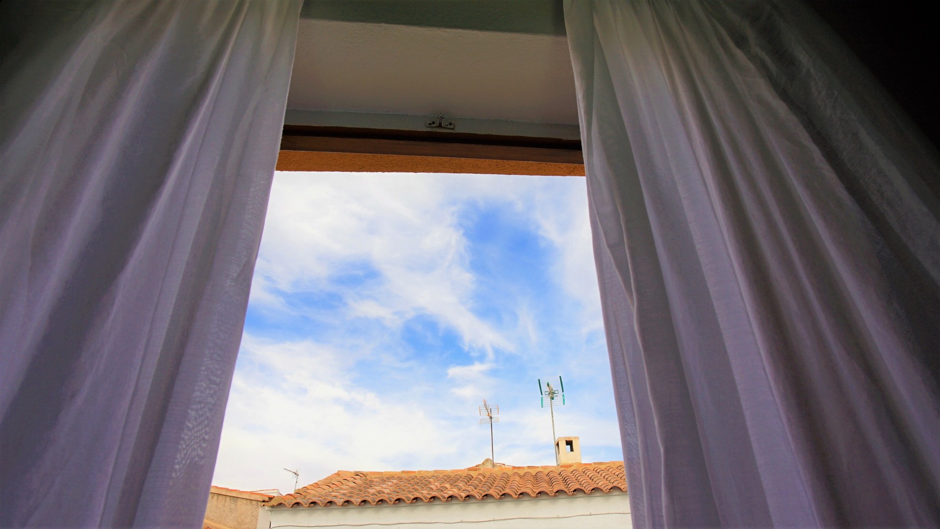 Casona Granado rm4 window image